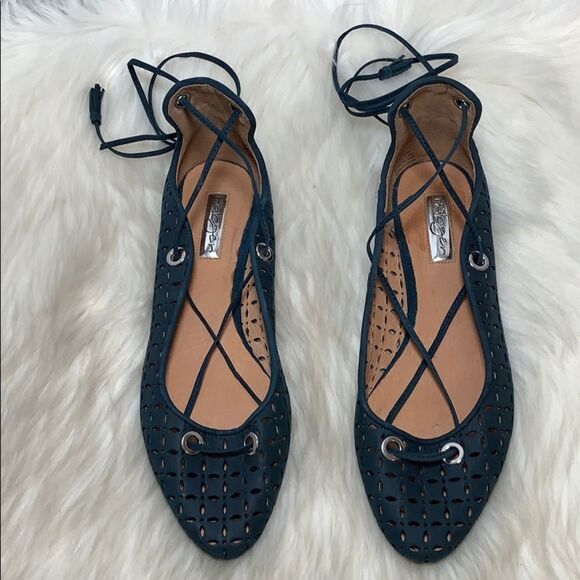 Halogen Blue Hanella Lace Up Ankle Tie Flat Sz 8 - Picture 2 of 6